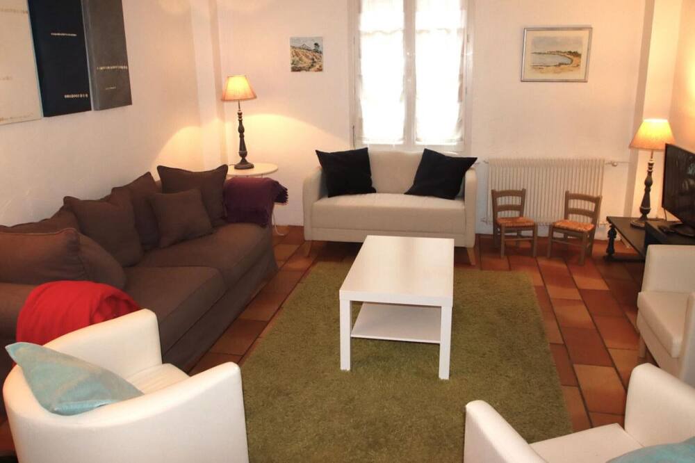 Photo of Livingroom in Fecamp