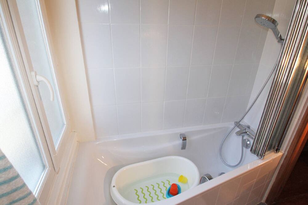 Photo of Bathroom in Fecamp