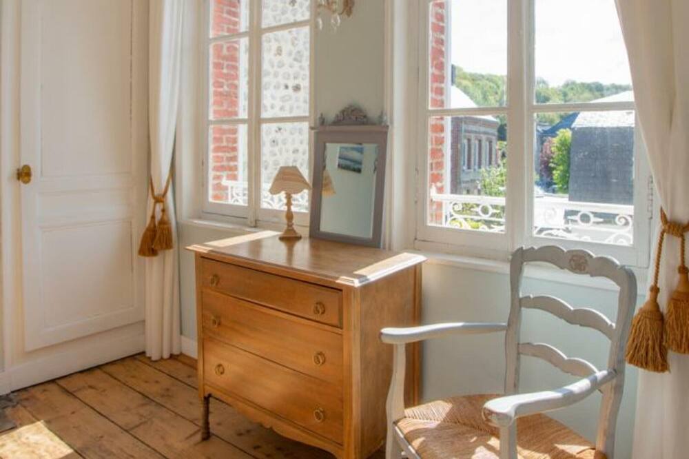 Photo of Bedroom in Yport