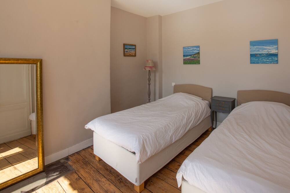 Photo of Bedroom in Yport
