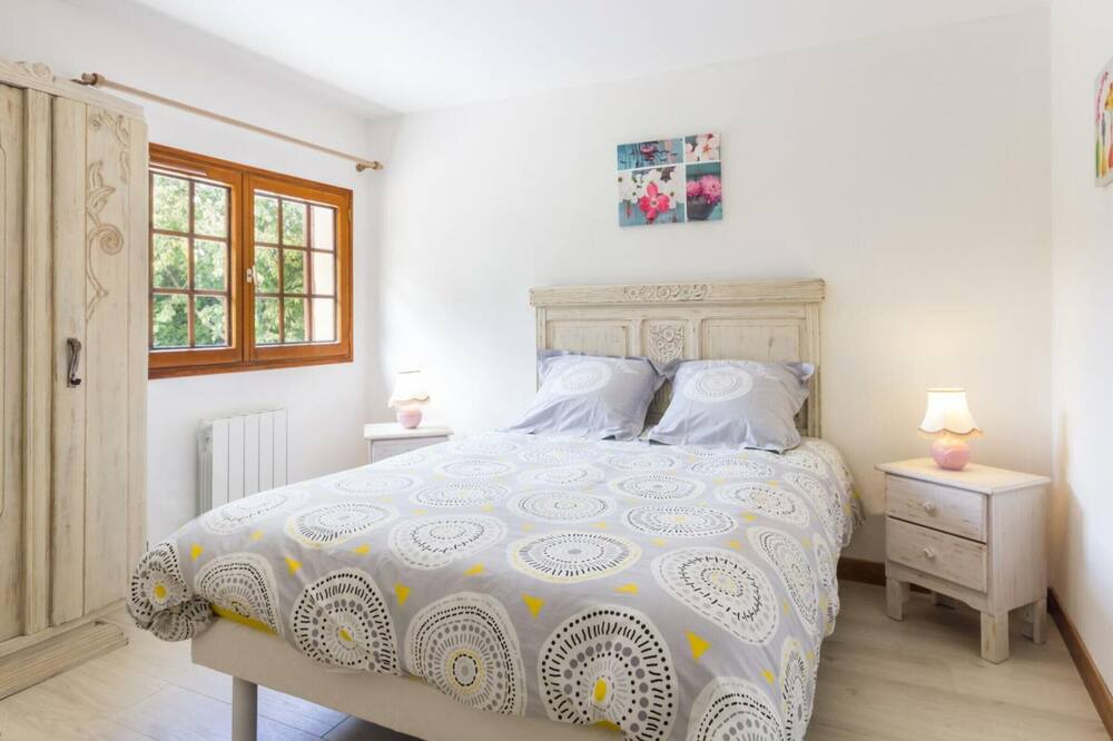 Photo of Bedroom in Criquetot-lʼEsneval