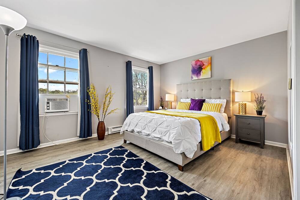 Photo of Bedroom in Yorkville