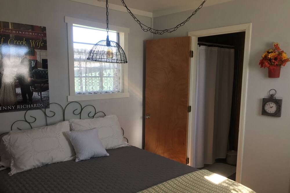 Photo of Bedroom in Delight