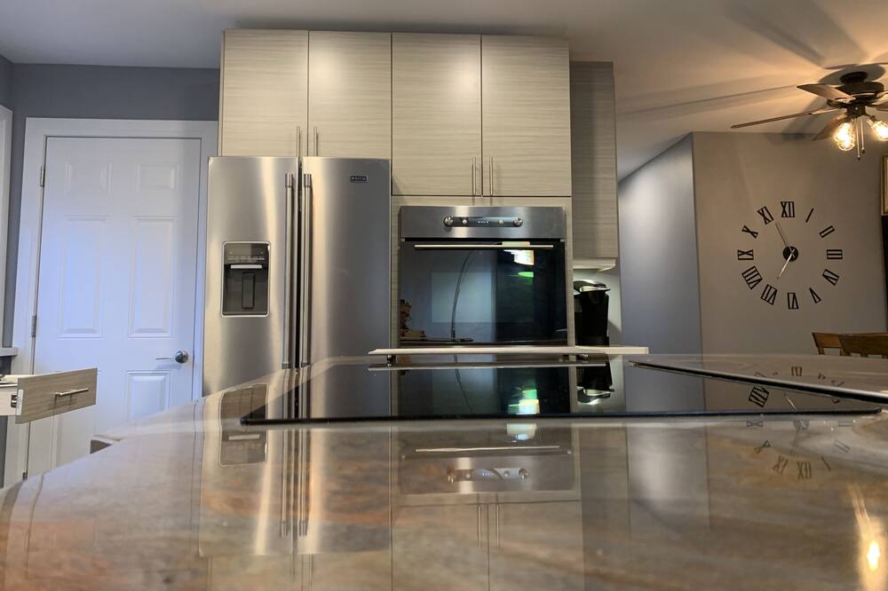 Photo of Kitchen in Elliot Lake