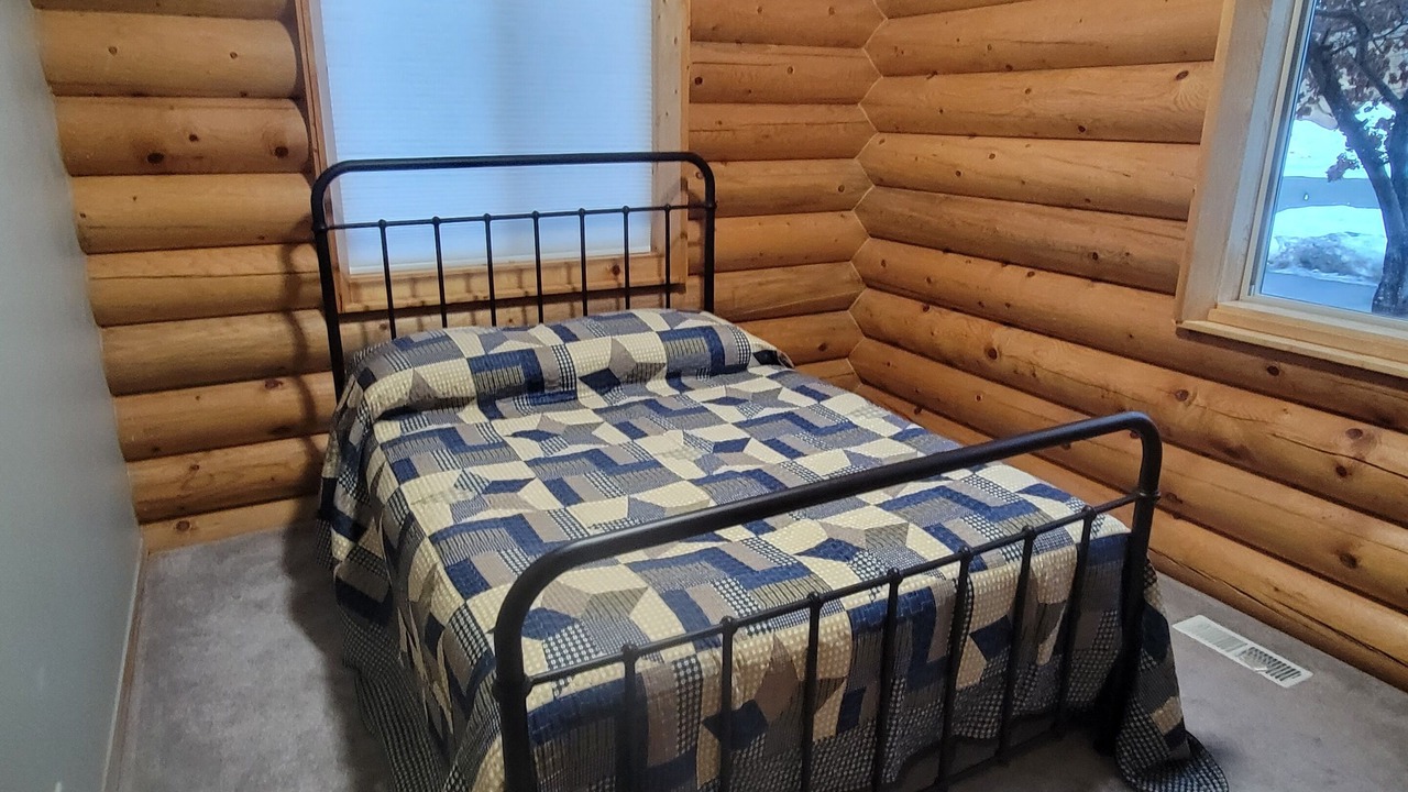 Photo of Others in Monitor