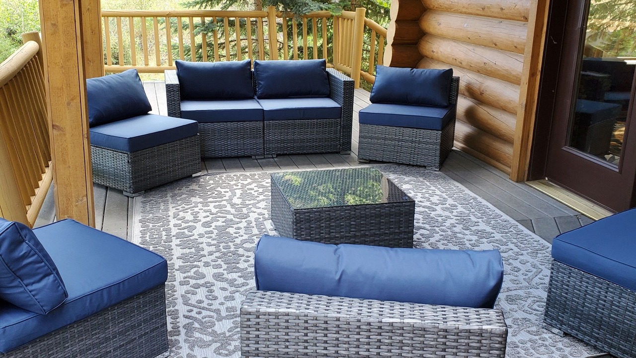 Photo of Patio Balcony in Monitor