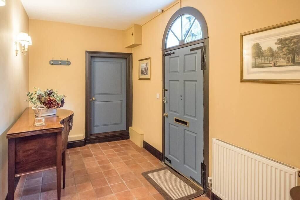 Photo of Others in Clare