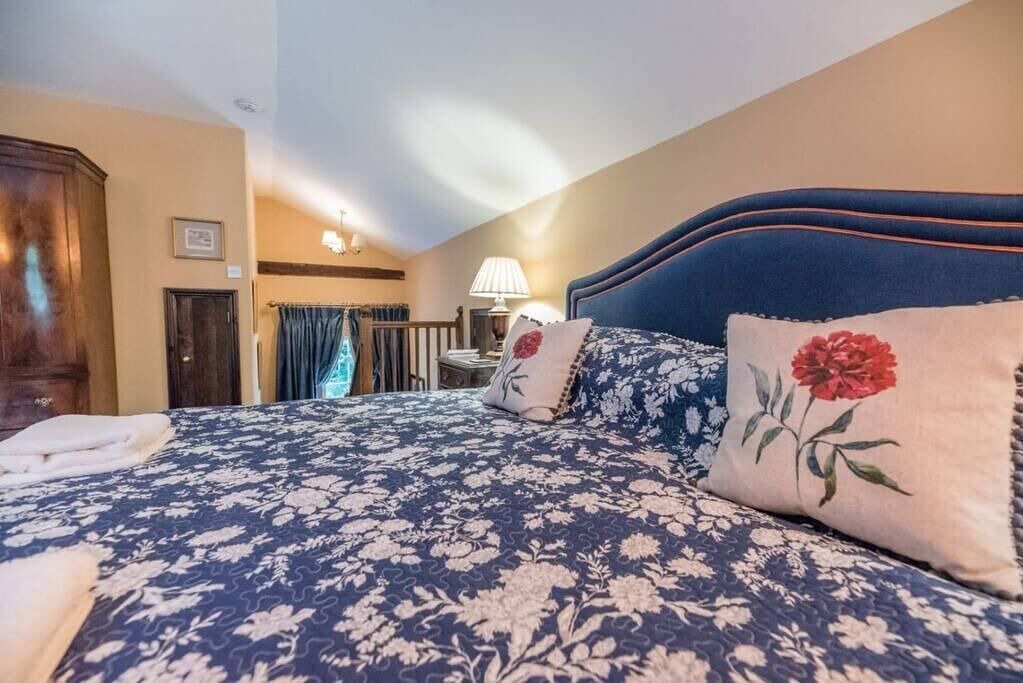 Photo of Others in Clare