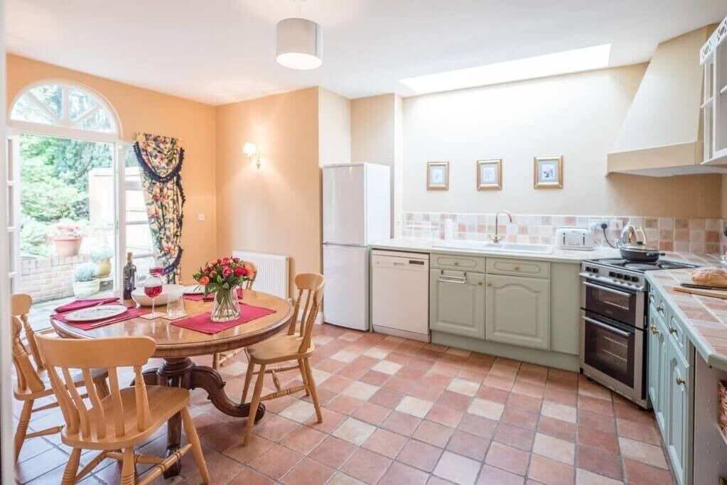 Photo of Others in Clare