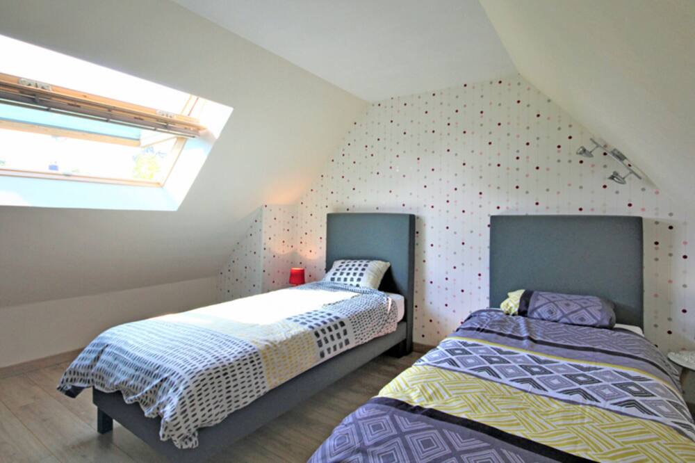 Photo of Bedroom in Montivilliers
