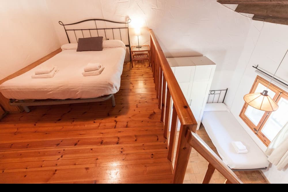 Photo of Bedroom in Serinya