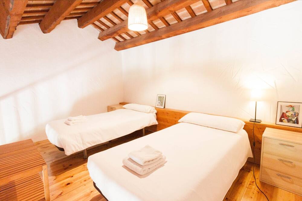 Photo of Bedroom in Serinya