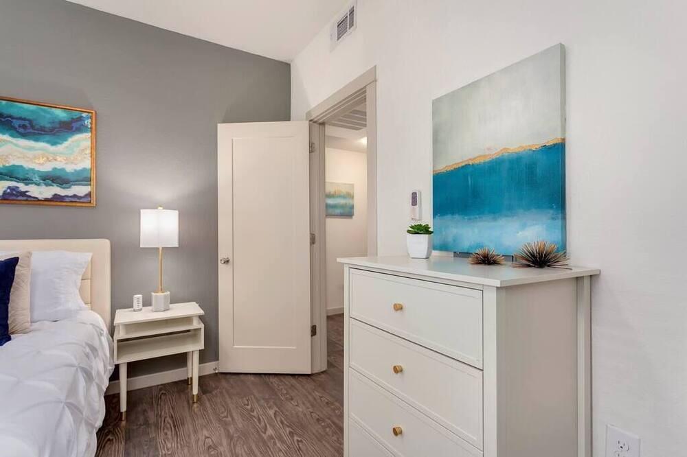 Photo of Bedroom in Downtown