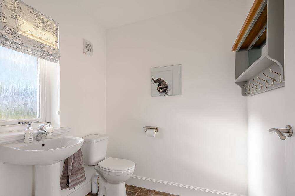 Photo of Bathroom in Portpatrick