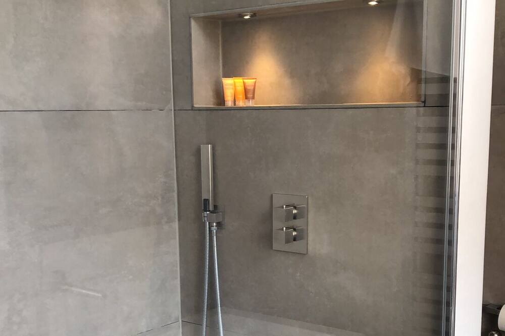 Photo of Bathroom in Saint-Jean-aux-Bois