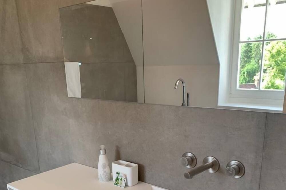 Photo of Bathroom in Saint-Jean-aux-Bois