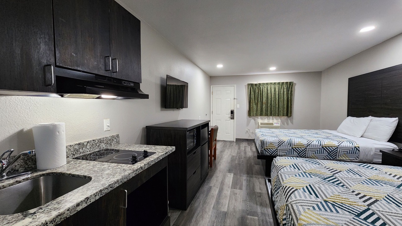 Photo of Livingroom in Wharton