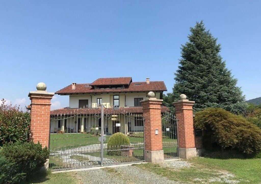 Photo of Outdoor in Trana