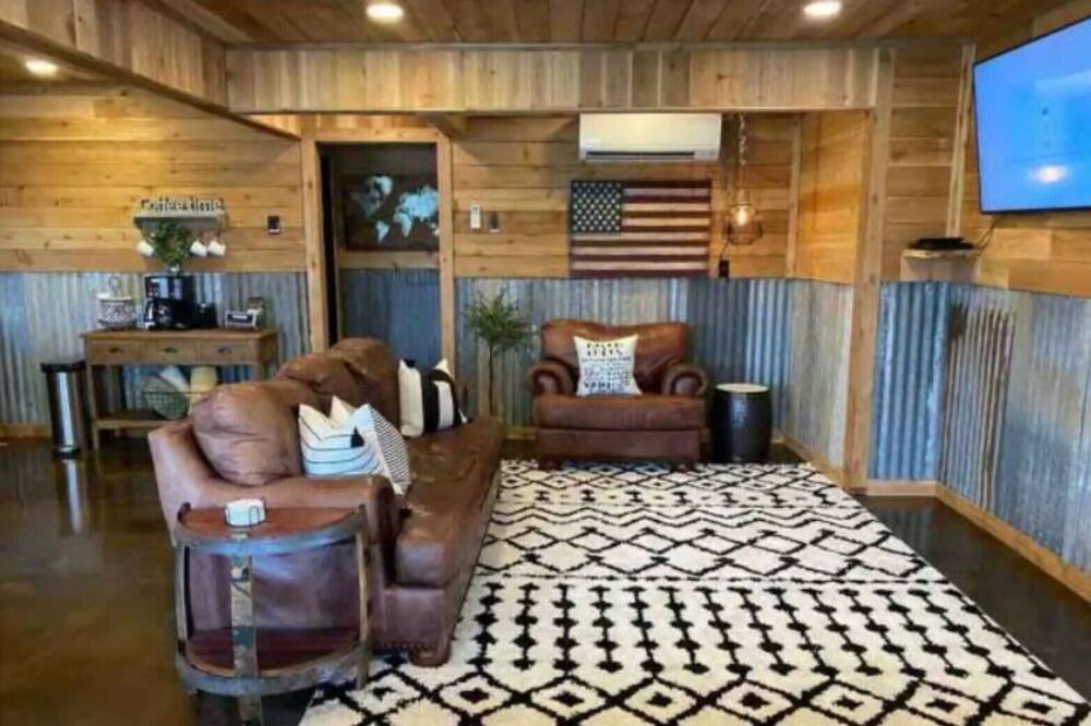 Photo of Livingroom in Thomaston