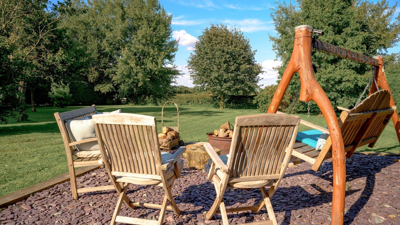 Photo of Outdoor in Chorlton-by-Backford