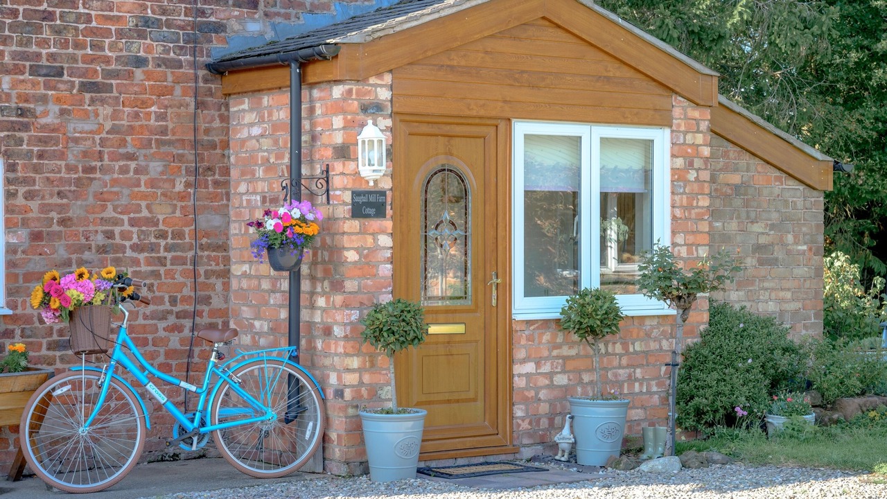 Photo of Outdoor in Chorlton-by-Backford