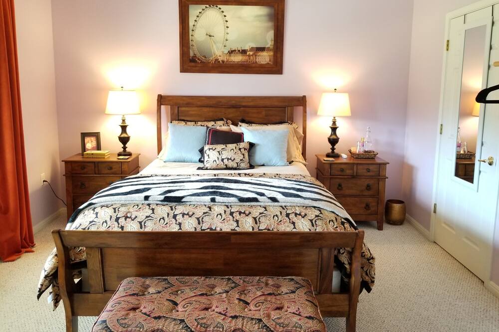 Photo of Bedroom in Shady Hollow