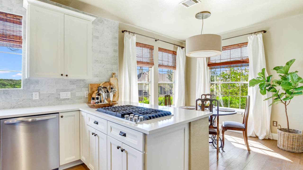 Photo of Kitchen in Lake Pointe