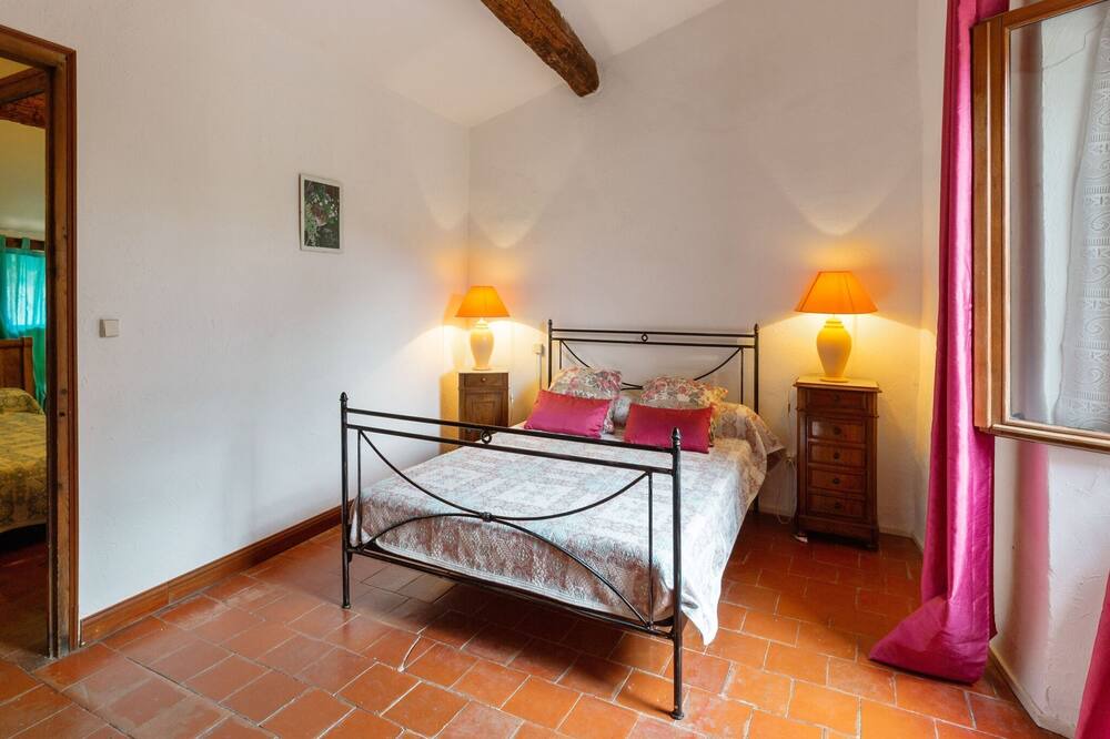 Photo of Bedroom in Tautavel