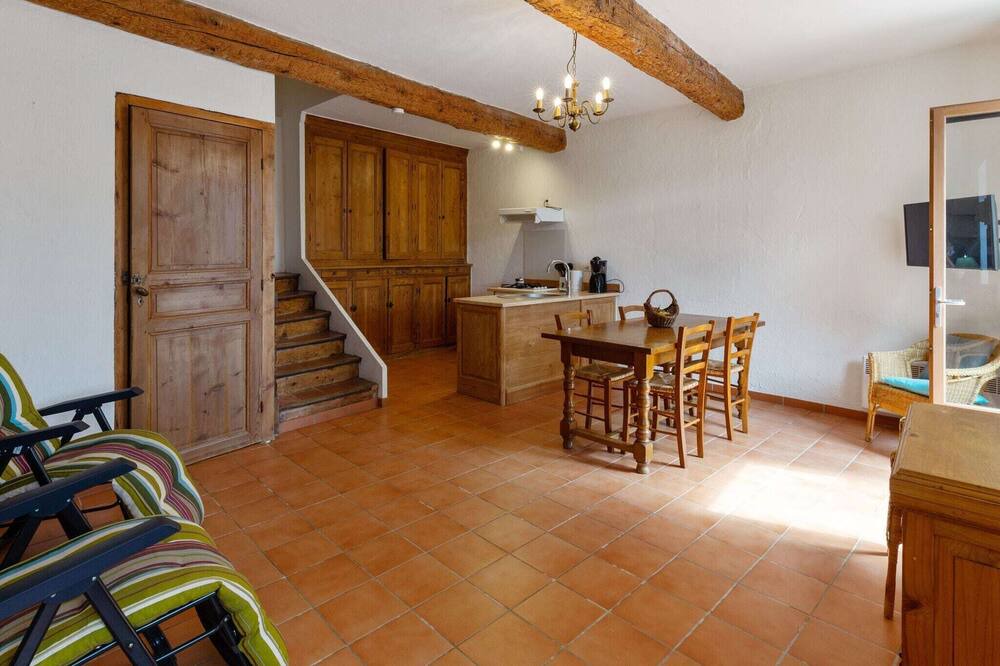 Photo of Livingroom in Tautavel