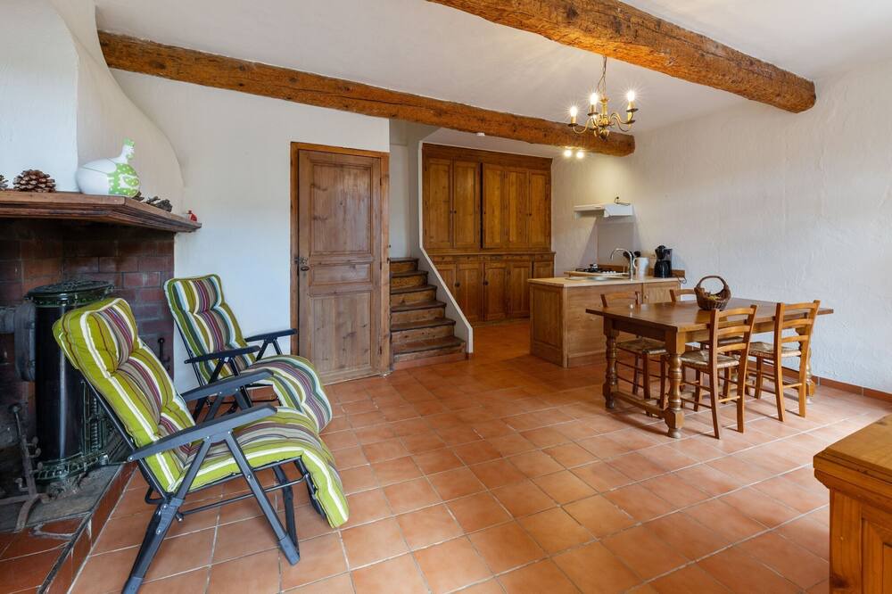 Photo of Livingroom in Tautavel