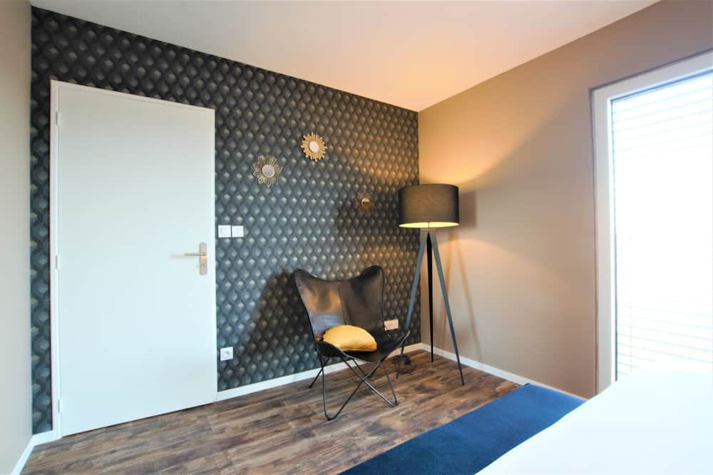 Photo of Bedroom in Magnant