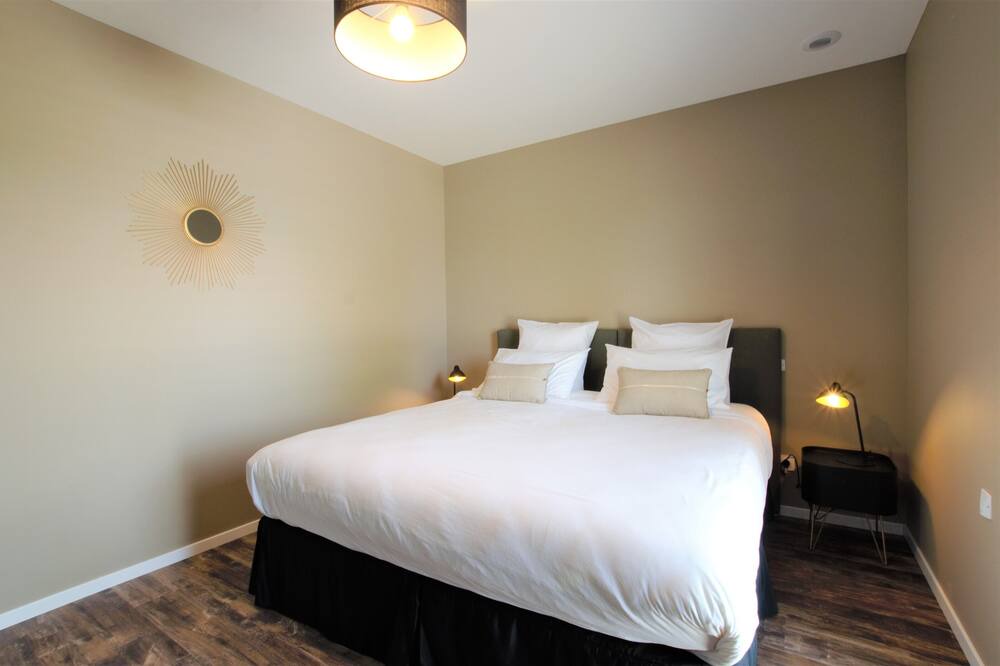 Photo of Bedroom in Magnant