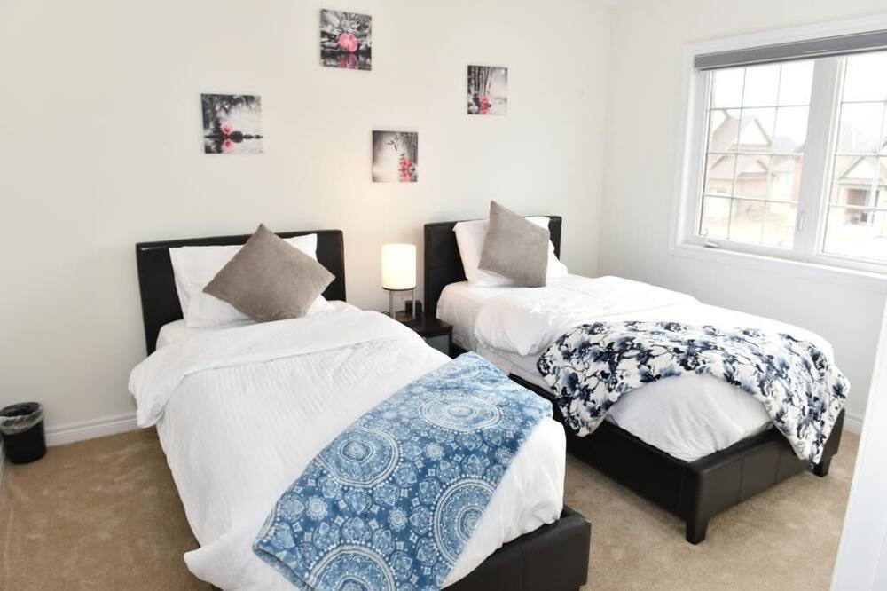 Photo of Bedroom in Carrying Place