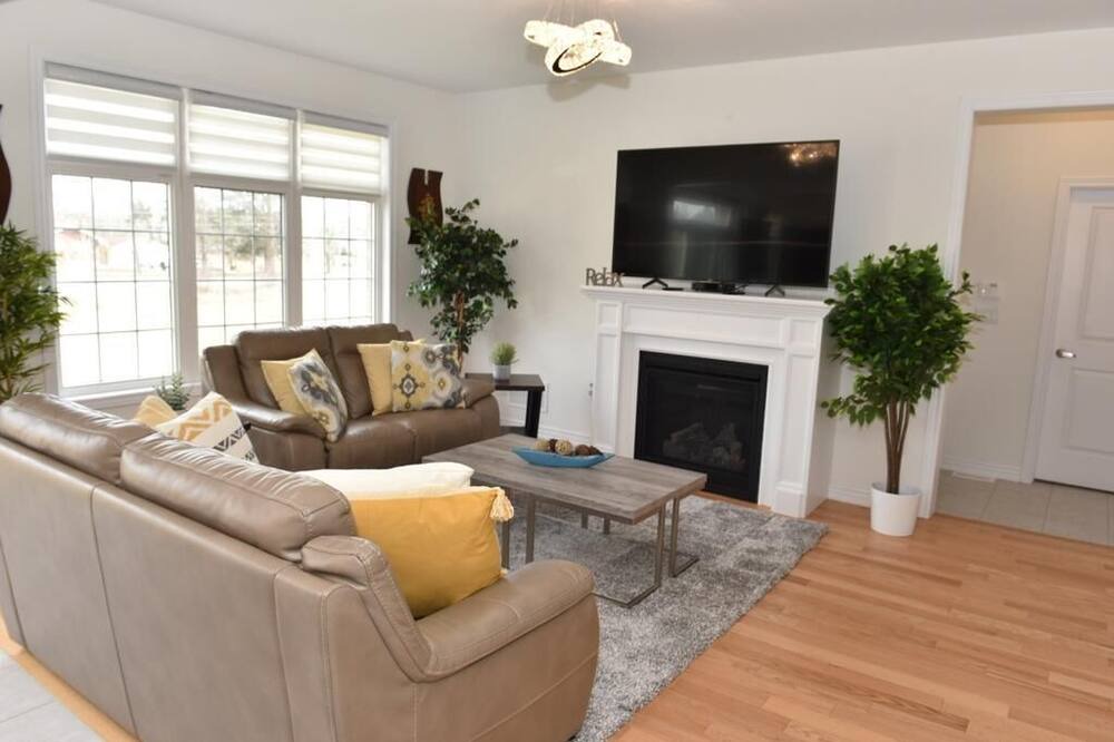 Photo of Livingroom in Carrying Place