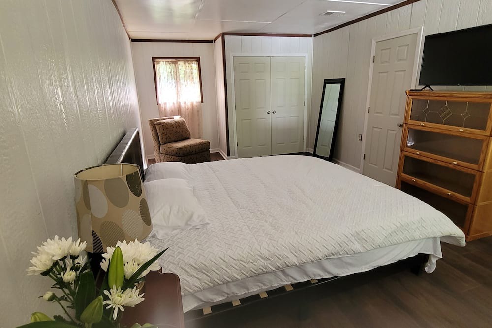 Photo of Bedroom in Lexington