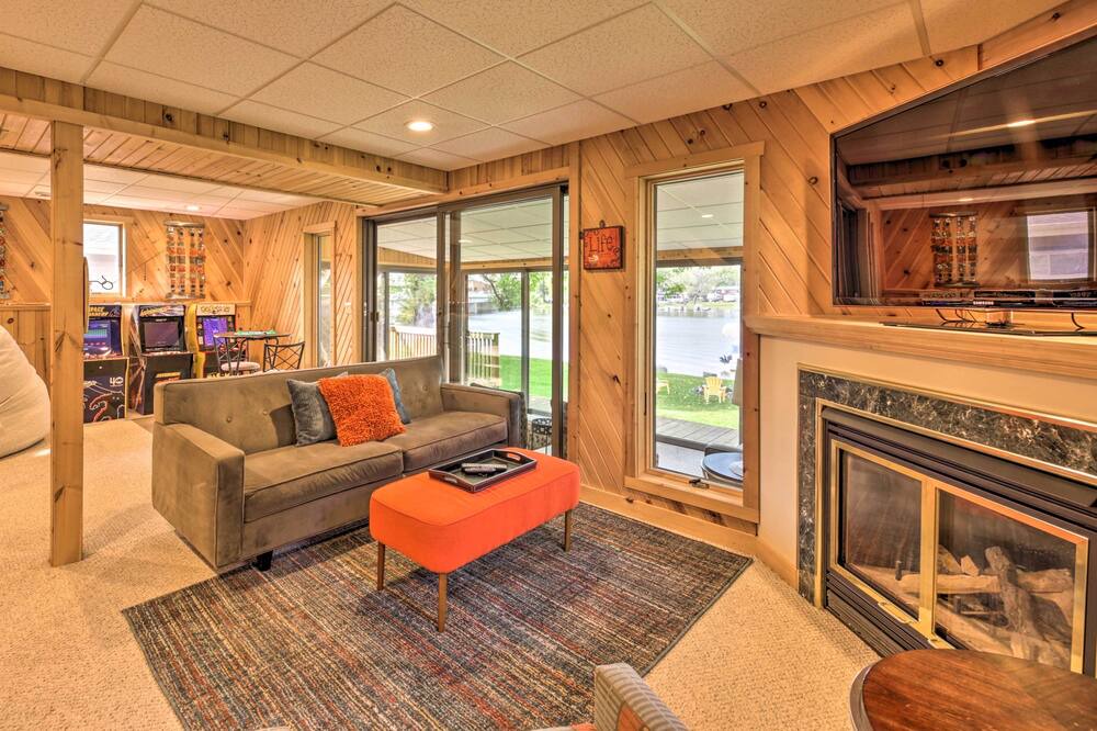 Photo of Bedroom in Newville