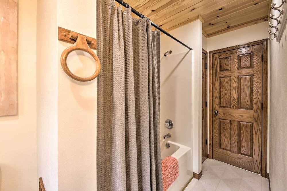 Photo of Bathroom in Newville