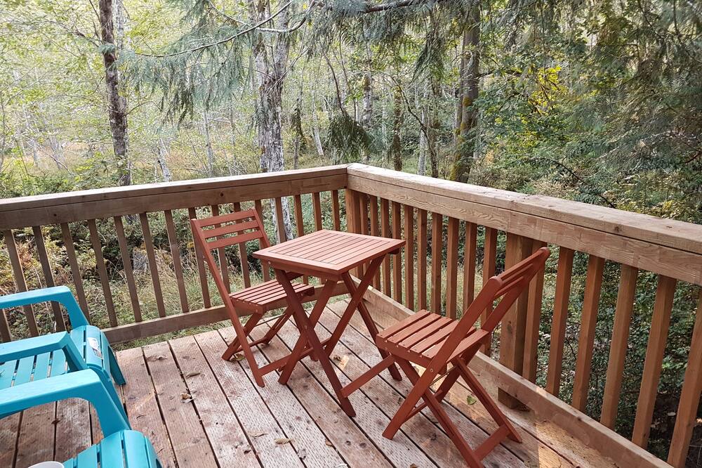 Photo of Patio Balcony in Lakebay