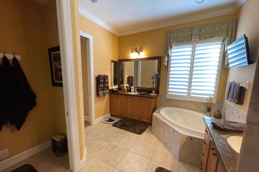 Photo of Bathroom in Tierra Verde