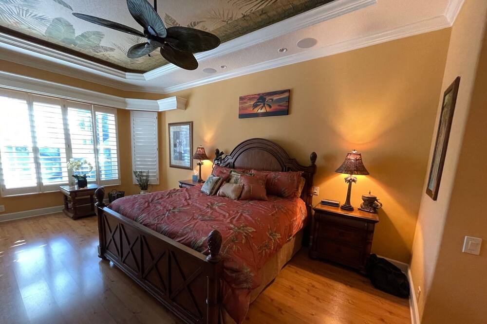 Photo of Bedroom in Tierra Verde