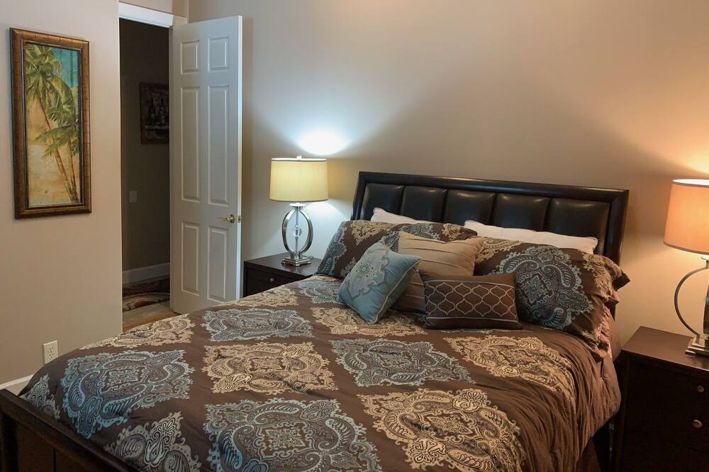 Photo of Bedroom in Tierra Verde
