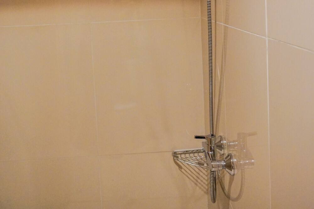 Photo of Bathroom in Cikokol