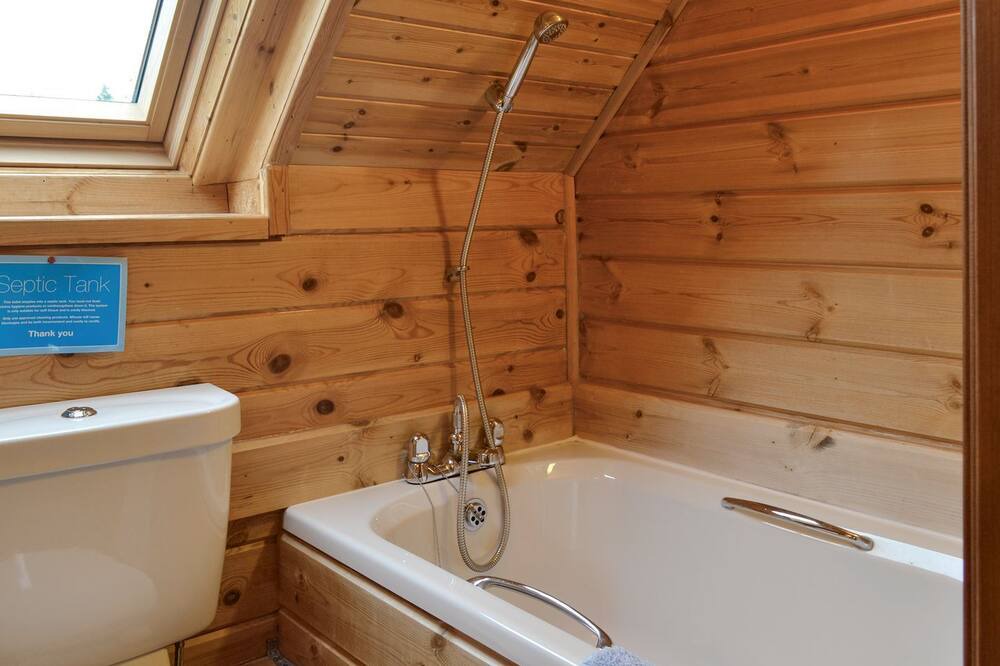 Photo of Bathroom in Dalbeattie