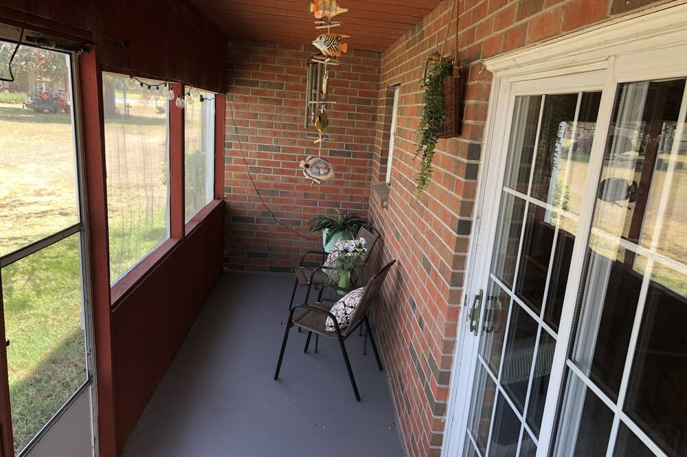 Photo of Patio Balcony in Grimes County