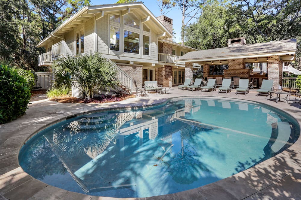 Photo of Outdoor in Heritage Woods