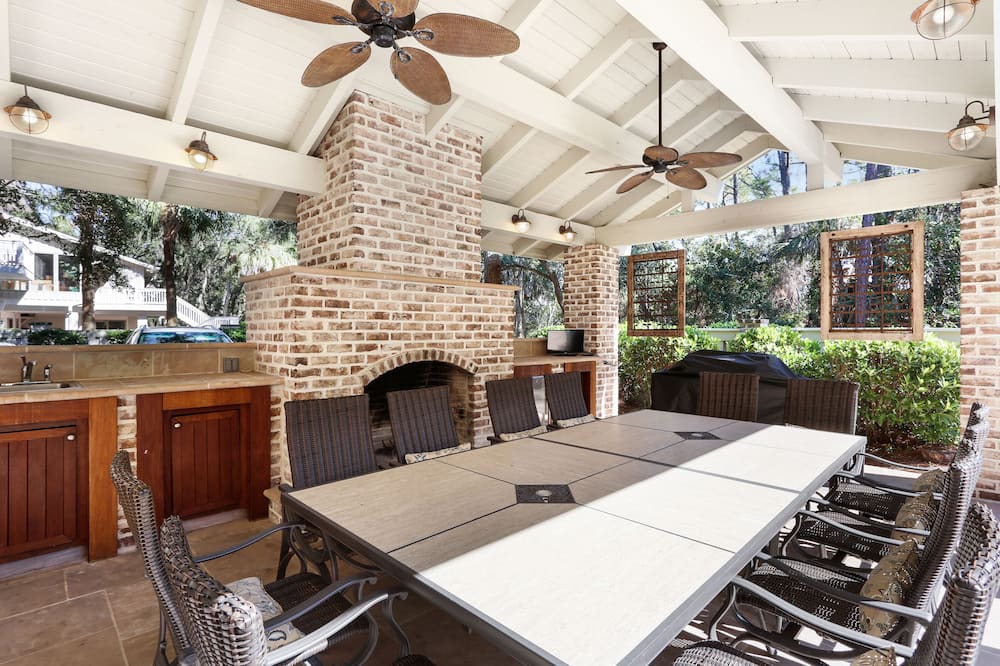 Photo of Outdoor in Heritage Woods