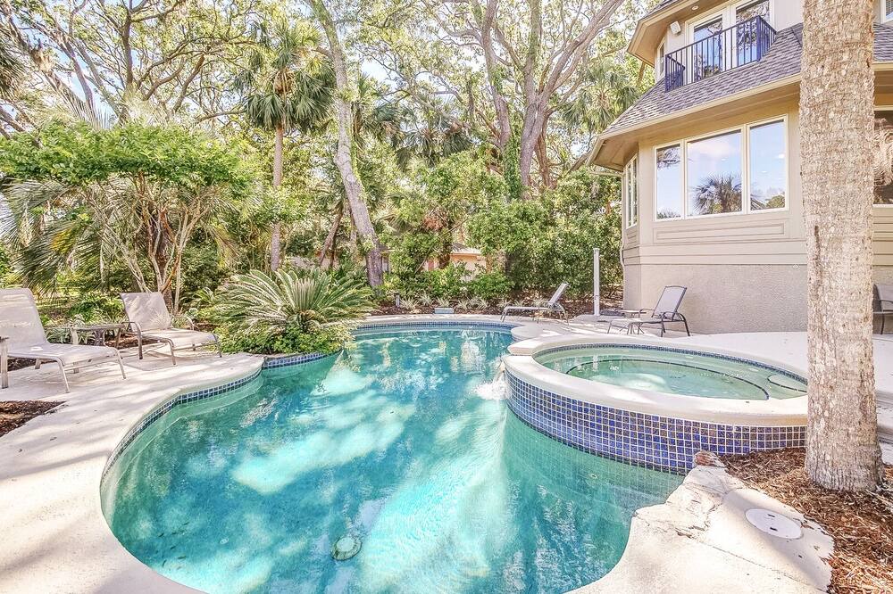 Photo of Outdoor in Beach Lagoon