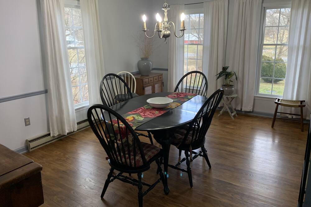 Photo of Kitchen in Shepherdstown
