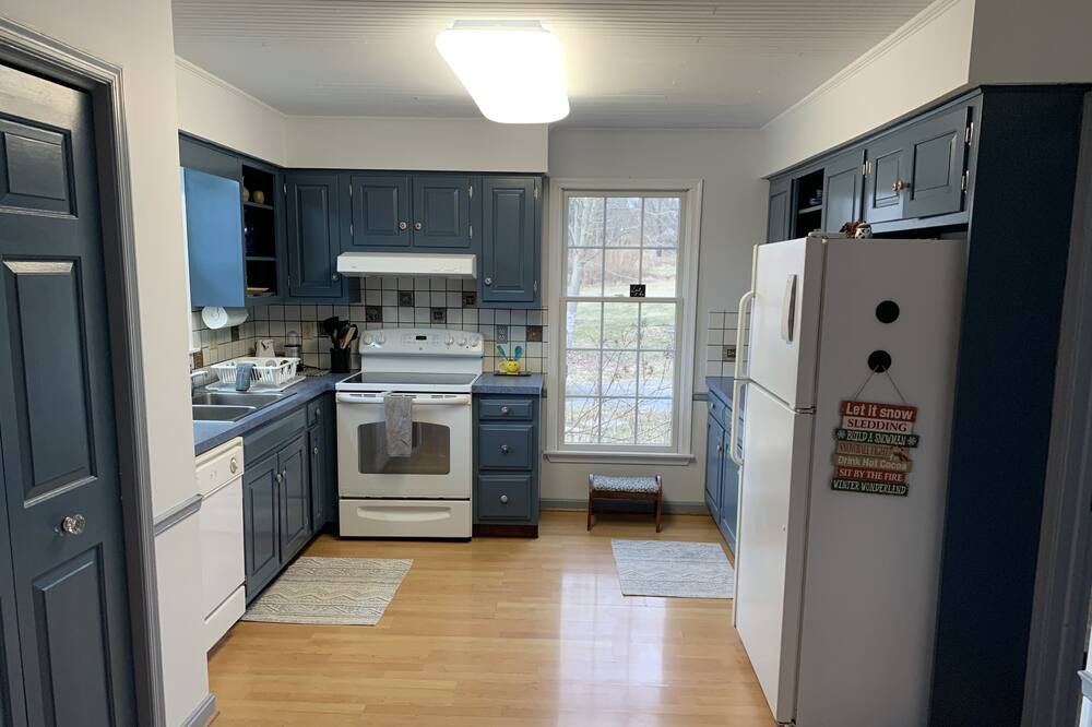 Photo of Kitchen in Shepherdstown