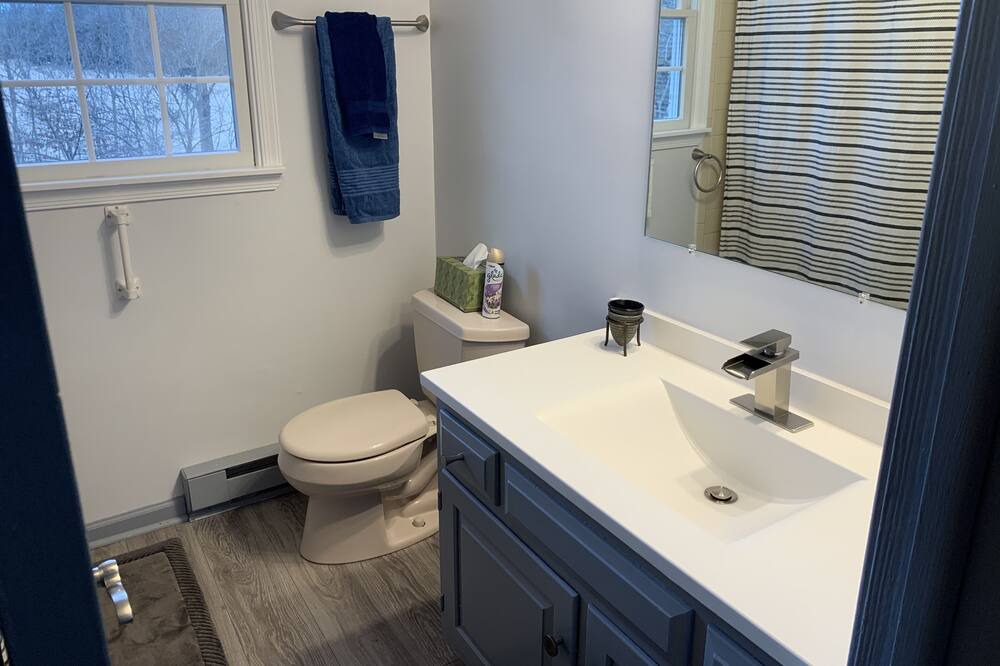 Photo of Bathroom in Shepherdstown